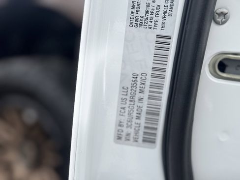 Used 2024 RAM 2500 Limited w/ Safety Group image 25