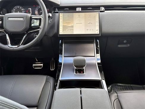 New 2026 Land Rover Range Rover Velar Dynamic SE image 13