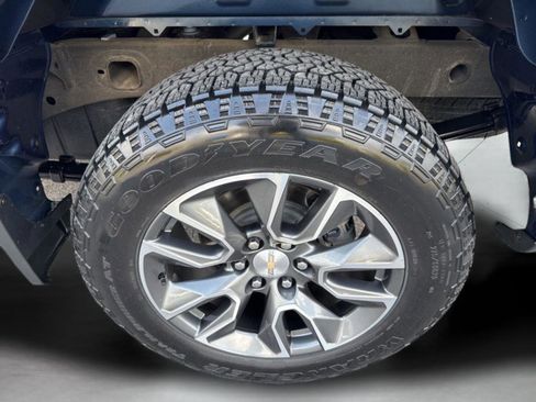 Used 2023 Chevrolet Silverado 1500 LT image 28