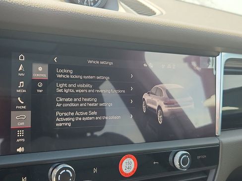 New 2026 Porsche Macan AWD/4WD image 22