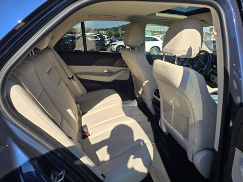 Used 2024 Mercedes-Benz GLE 450e 4MATIC image 13
