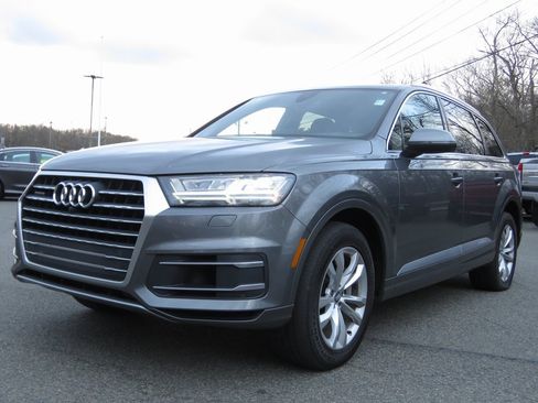 Used 2018 Audi Q7 3.0T Premium Plus w/ Premium Plus Package image 2