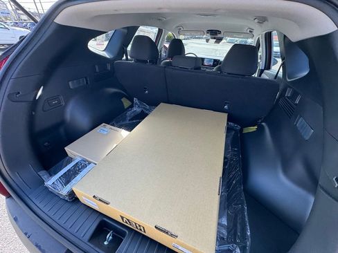 New 2026 Hyundai Tucson Blue SE AWD/4WD image 32