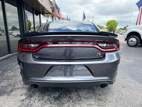 Used 2022 Dodge Charger Scat Pack w/ Plus Group RWD image 10