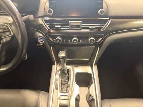 Used 2022 Honda Accord Sport image 12