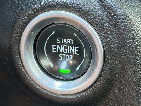 Used 2022 Chevrolet Silverado 2500 LT w/ Convenience Package AWD/4WD image 31