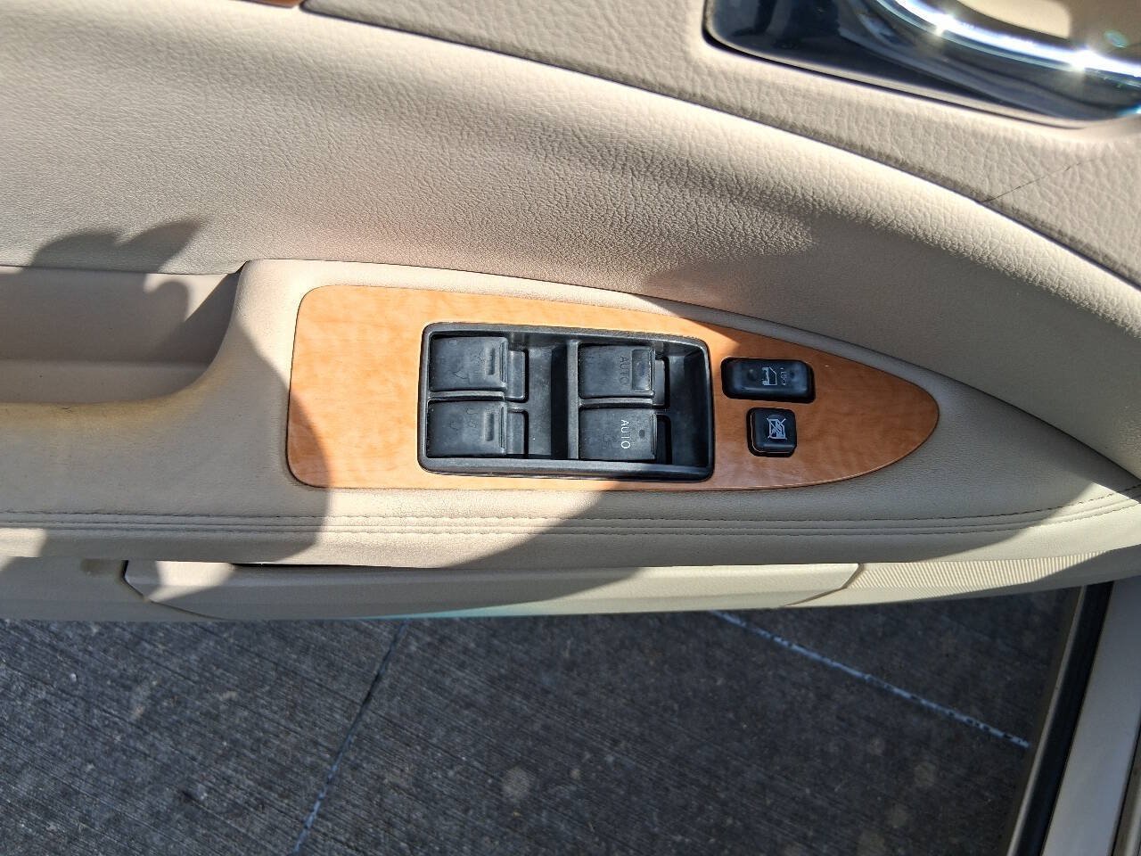 Used 2007 Toyota Avalon XLS FWD image 28