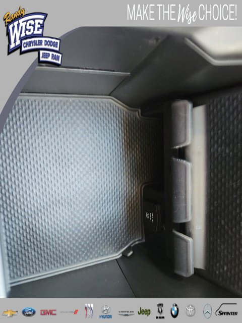 Used 2020 RAM 1500 Big Horn AWD/4WD image 30
