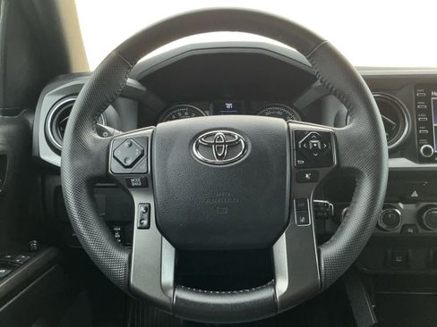 Used 2023 Toyota Tacoma TRD Sport image 15