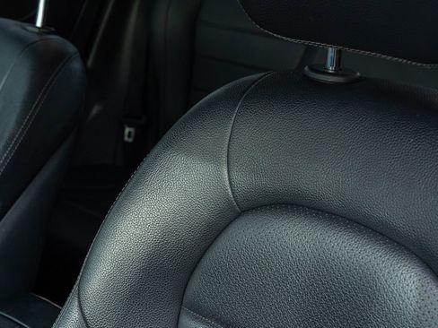 Used 2020 Mercedes-Benz GLC 300 GLC 300 image 20