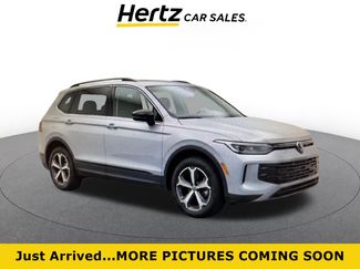 Used 2026 Volkswagen Tiguan SE AWD/4WD video 1