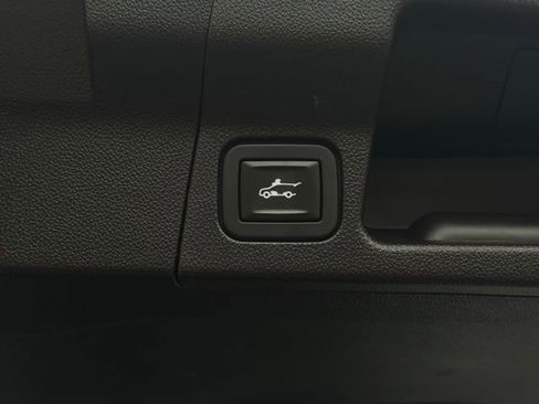 Used 2019 GMC Acadia SLT image 13