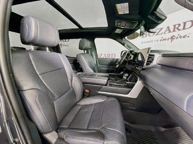 Used 2024 Toyota Tundra Platinum AWD/4WD image 34