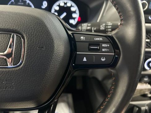 Certified 2025 Honda HR-V Sport image 28
