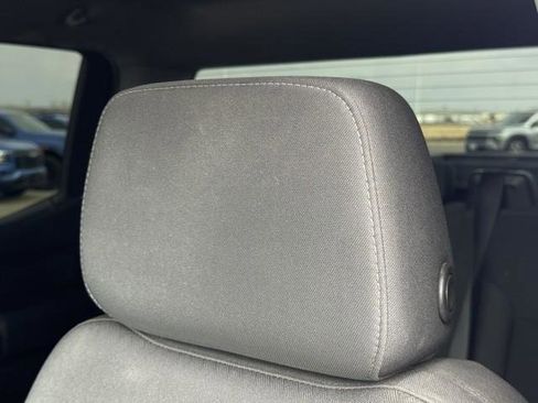 Used 2021 Chevrolet Silverado 1500 LT image 19