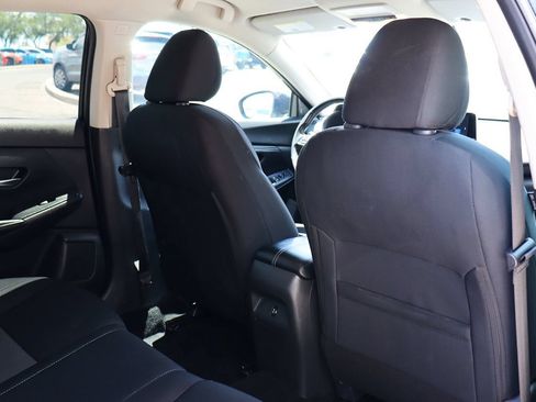 Used 2021 Nissan Sentra SV FWD image 28
