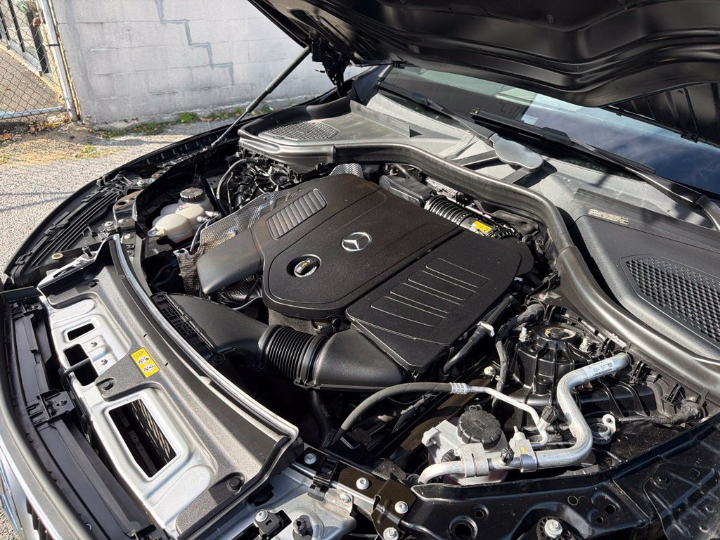 Used 2023 Mercedes-Benz GLC 300 4MATIC image 13