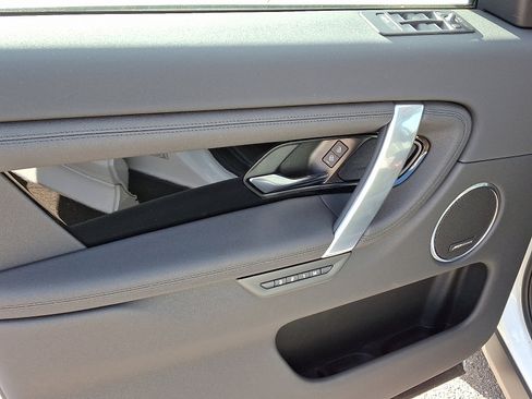 New 2025 Land Rover Discovery Sport S image 10