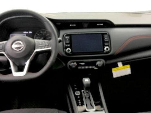 Certified 2023 Nissan Kicks SR image 23
