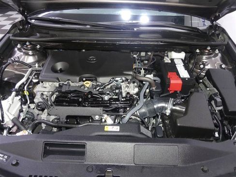 Used 2023 Toyota Camry XLE w/ Cold Weather Package AWD/4WD image 12