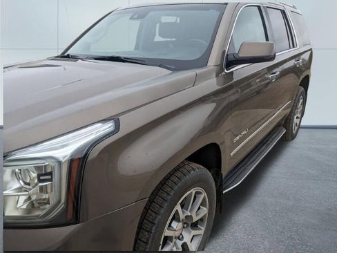 Used 2016 GMC Yukon Denali w/ Open Road Package AWD/4WD image 3