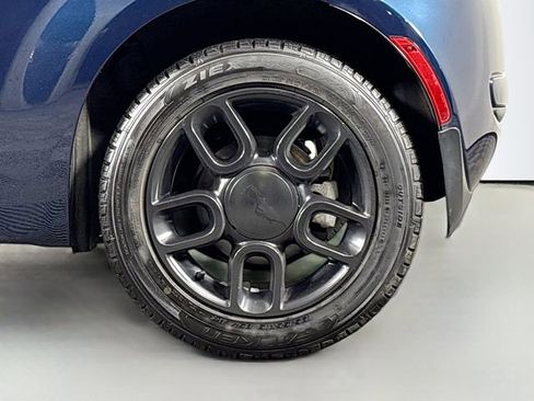 Used 2015 FIAT 500 Pop image 27