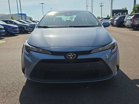 Used 2024 Toyota Corolla LE FWD image 8
