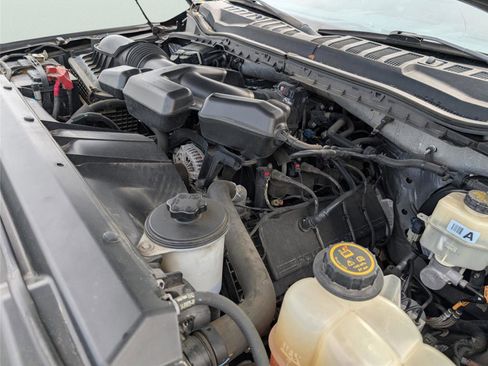 Used 2017 Ford F250 XLT w/ XLT Value Package image 25