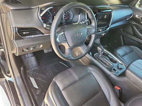 Used 2023 Chevrolet Traverse RS w/ LPO, Floor Liner Package FWD image 11