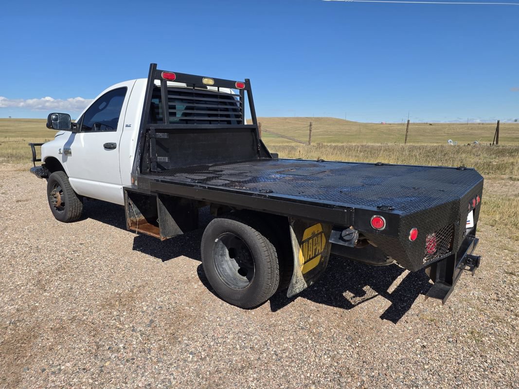 Used 2007 Dodge Ram 3500 Truck 4x4 Regular Cab DRW w/ 2GG SLT Cpos Pkg image 3