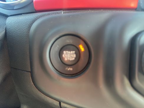 Used 2021 Jeep Gladiator Rubicon image 26