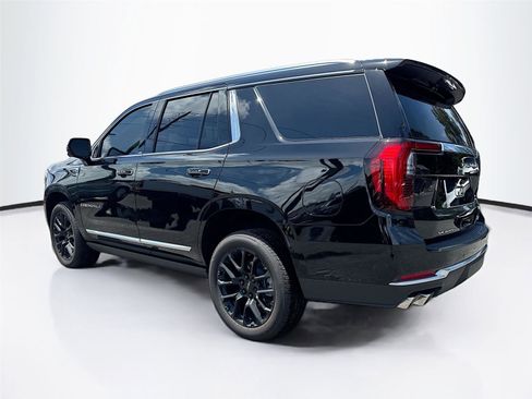 Used 2026 GMC Yukon Denali w/ Sun & Power Step Package AWD/4WD image 3