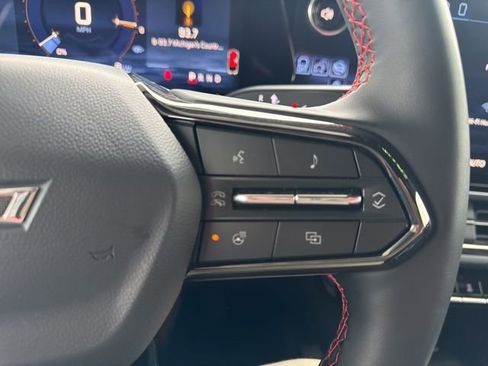 New 2025 Chevrolet Equinox EV RS FWD image 23