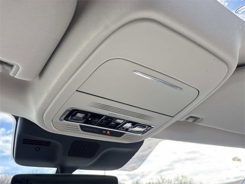 New 2025 Lincoln Navigator L Reserve image 30