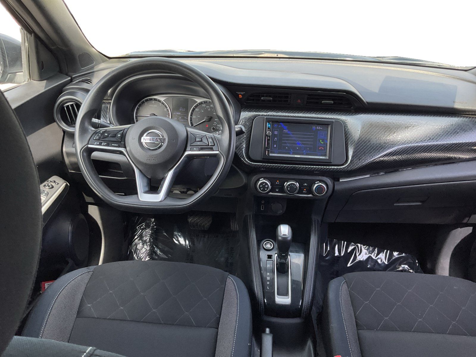 Used 2018 Nissan Kicks S FWD image 14