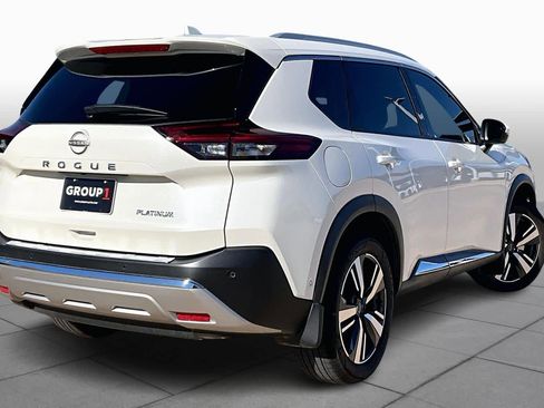 Used 2023 Nissan Rogue Platinum w/ Platinum Premium Package image 12