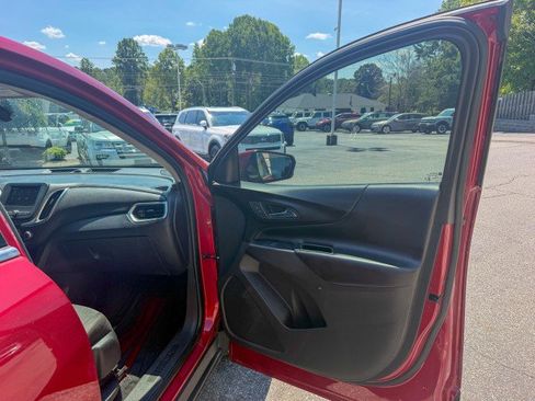 Used 2019 Chevrolet Equinox LT FWD image 20