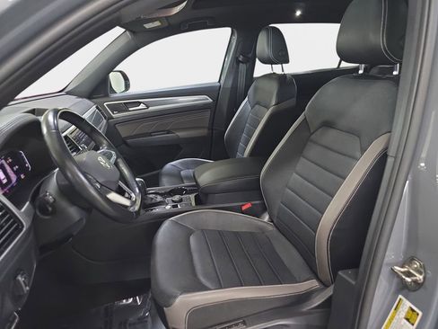 Used 2021 Volkswagen Atlas Cross Sport SEL Premium R-Line image 17