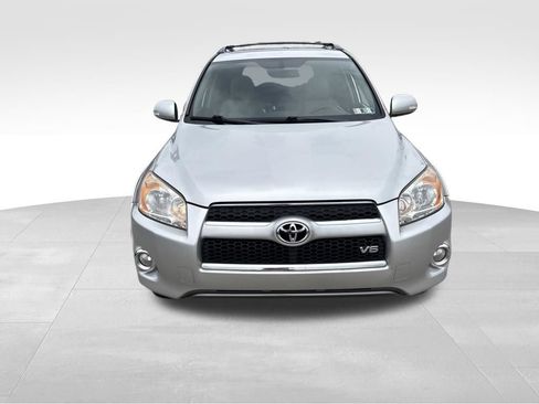 Used 2011 Toyota RAV4 Limited w/ Limited Extra Value Pkg AWD/4WD image 10