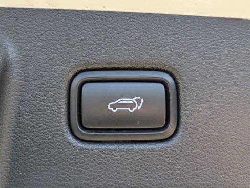 Used 2022 Kia Telluride EX w/ EX Premium Package image 13