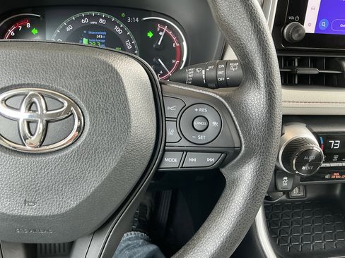 Used 2023 Toyota RAV4 XLE image 13