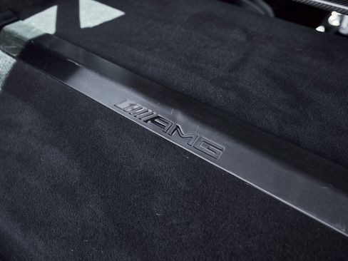 Used 2018 Mercedes-Benz AMG GT R image 31