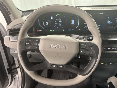 New 2026 Kia EV9 Wind image 20
