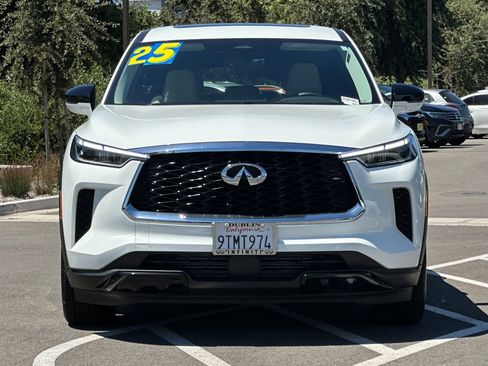 Certified 2025 INFINITI QX60 Pure AWD/4WD image 9