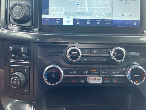 Used 2022 Ford F150 XLT w/ Equipment Group 302A High AWD/4WD image 22