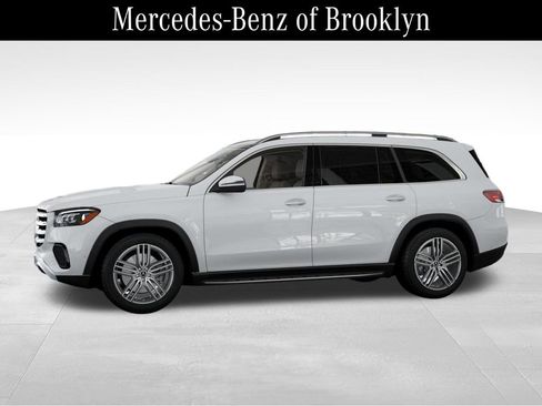 Certified 2026 Mercedes-Benz GLS 450 4MATIC image 36