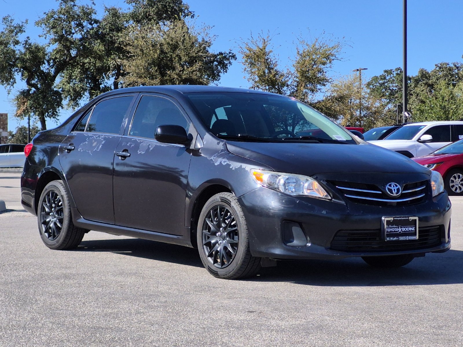 Used 2013 Toyota Corolla LE FWD image 2