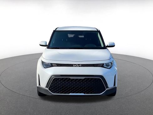 Used 2025 Kia Soul LX w/ LX Technology Package image 3