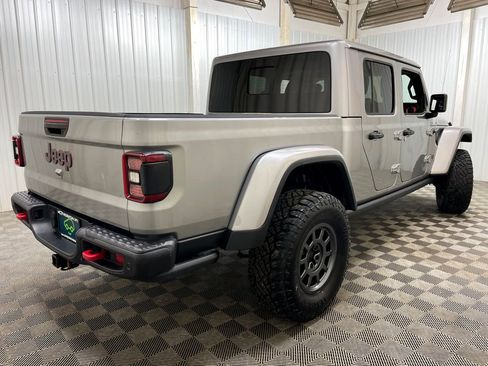 Used 2020 Jeep Gladiator Rubicon AWD/4WD image 17