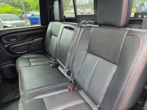 Used 2021 Nissan Titan PRO-4X w/ Pro-4x Convenience Package AWD/4WD image 24
